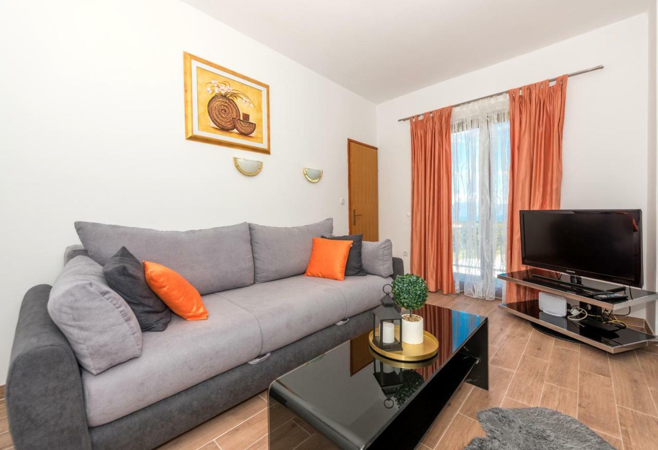 Apartmani Zara & Maris Gradac (Split-Dalmatia) Exterior foto