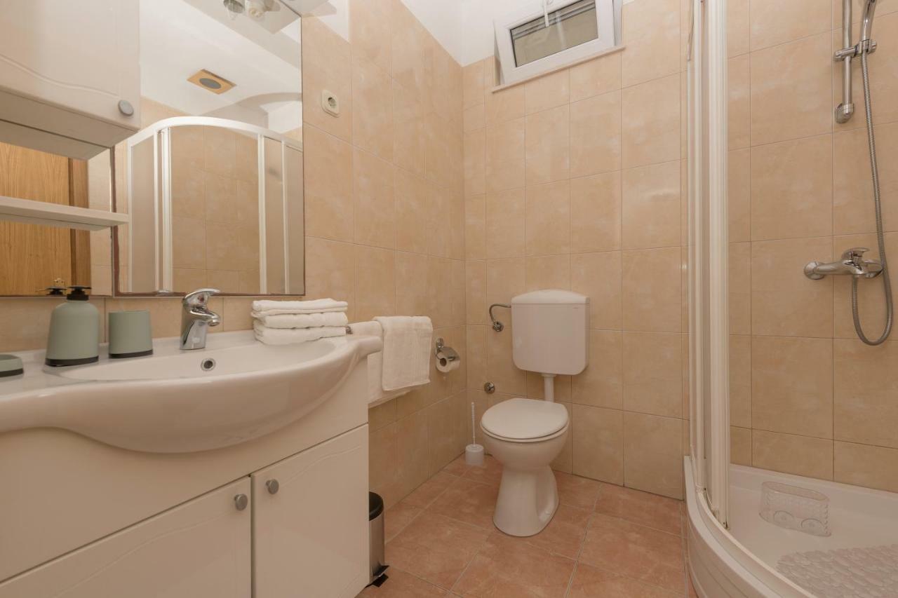 Apartmani Zara & Maris Gradac (Split-Dalmatia) Exterior foto