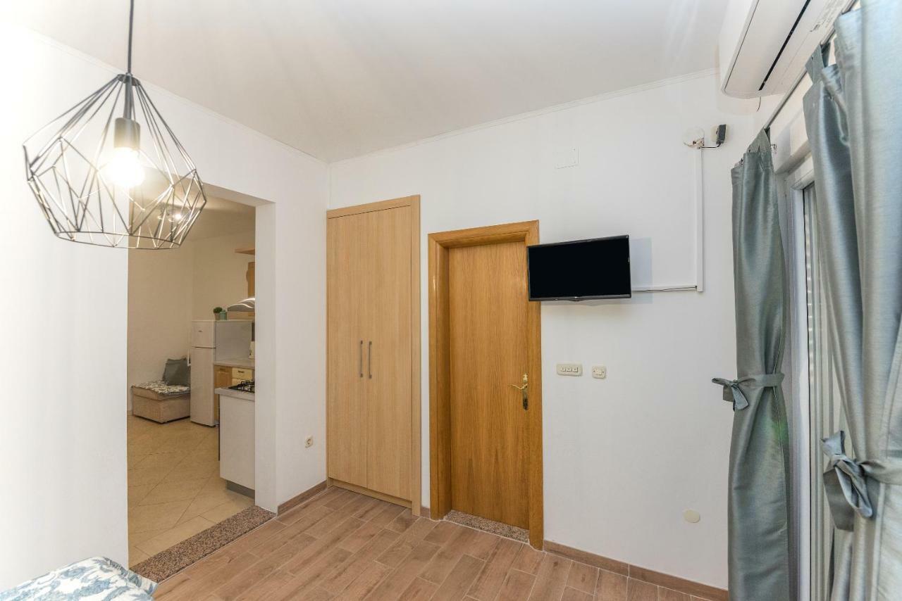 Apartmani Zara & Maris Gradac (Split-Dalmatia) Exterior foto