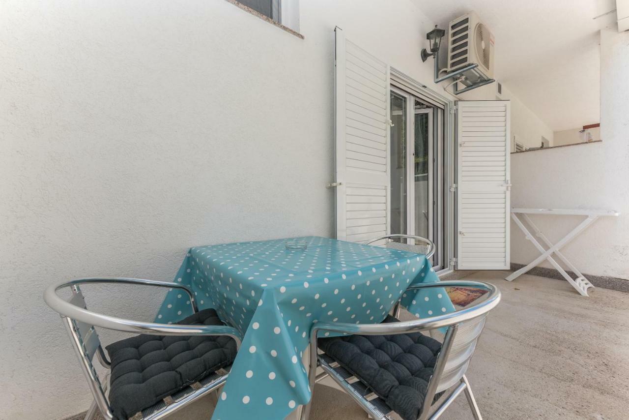 Apartmani Zara & Maris Gradac (Split-Dalmatia) Exterior foto