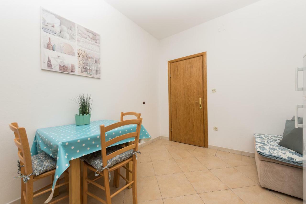 Apartmani Zara & Maris Gradac (Split-Dalmatia) Exterior foto